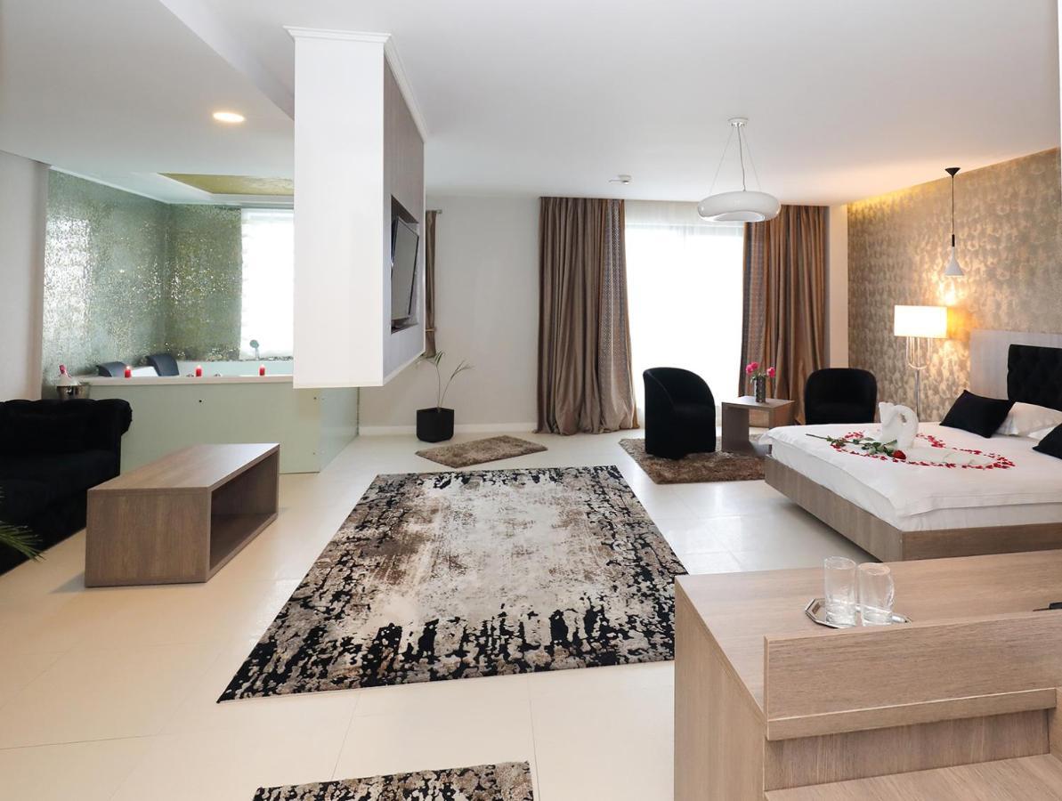 Hotel Meliss Events Craiova Exteriér fotografie