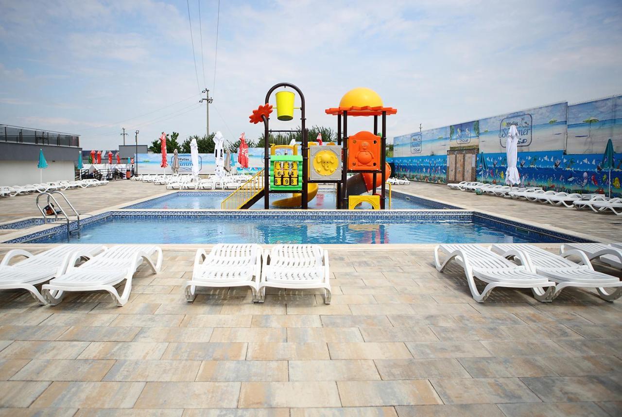Hotel Meliss Events Craiova Exteriér fotografie