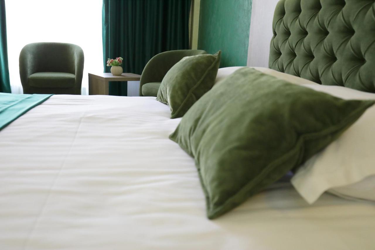Hotel Meliss Events Craiova Exteriér fotografie