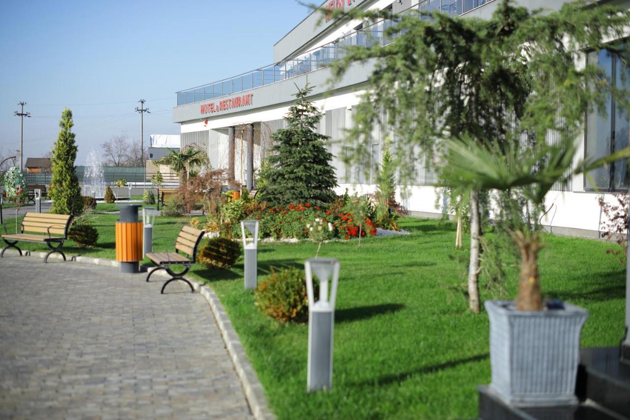 Hotel Meliss Events Craiova Exteriér fotografie