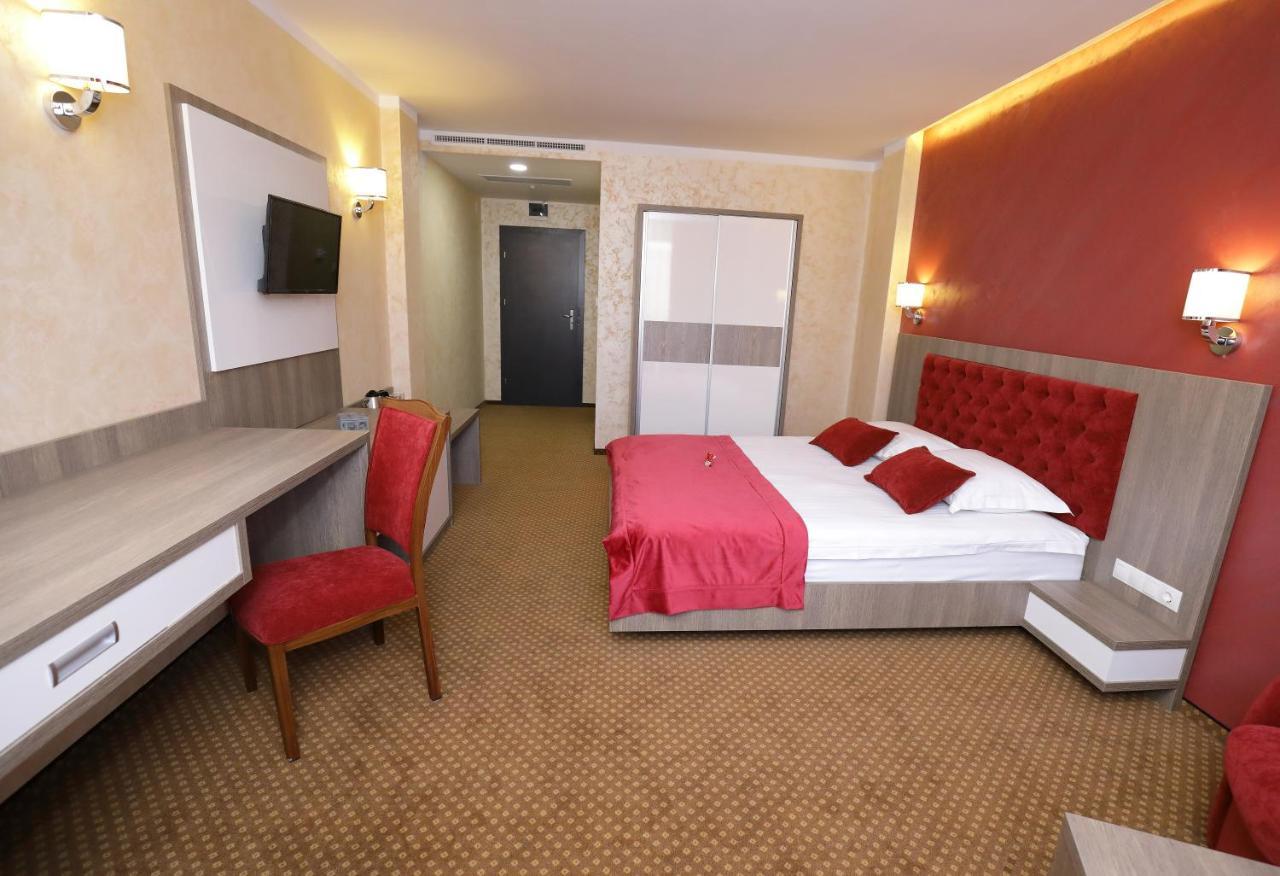 Hotel Meliss Events Craiova Exteriér fotografie