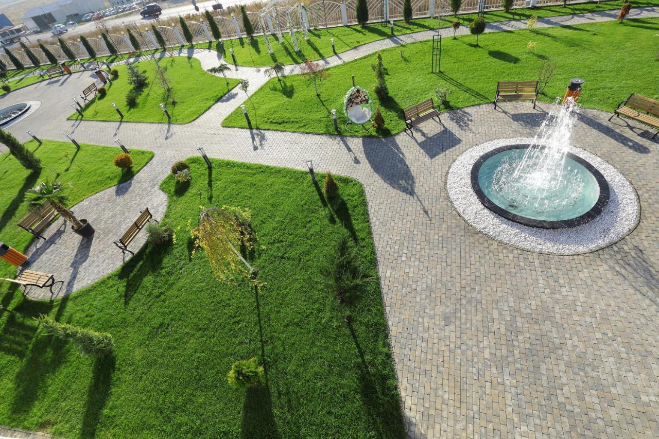 Hotel Meliss Events Craiova Exteriér fotografie