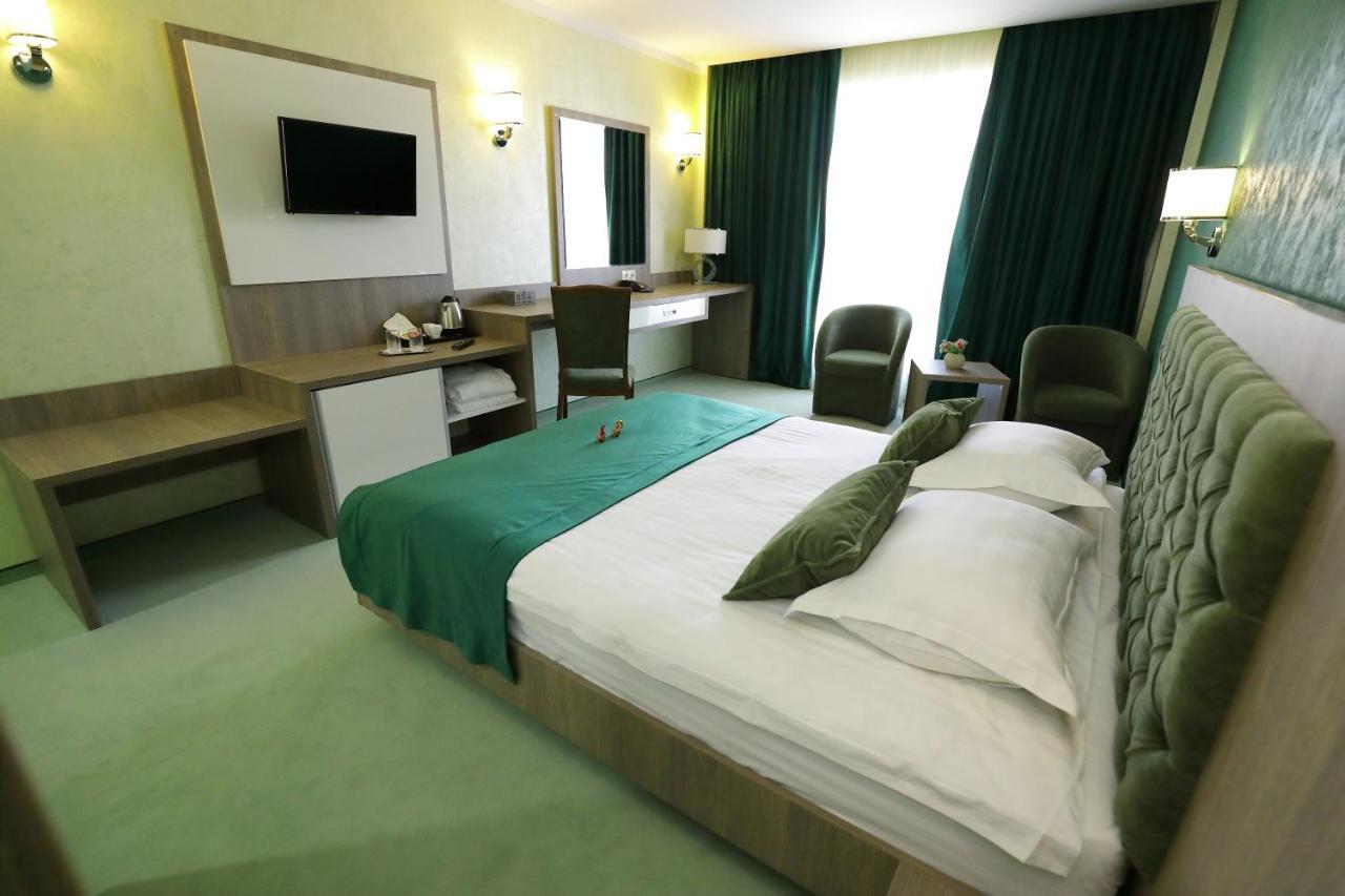 Hotel Meliss Events Craiova Exteriér fotografie